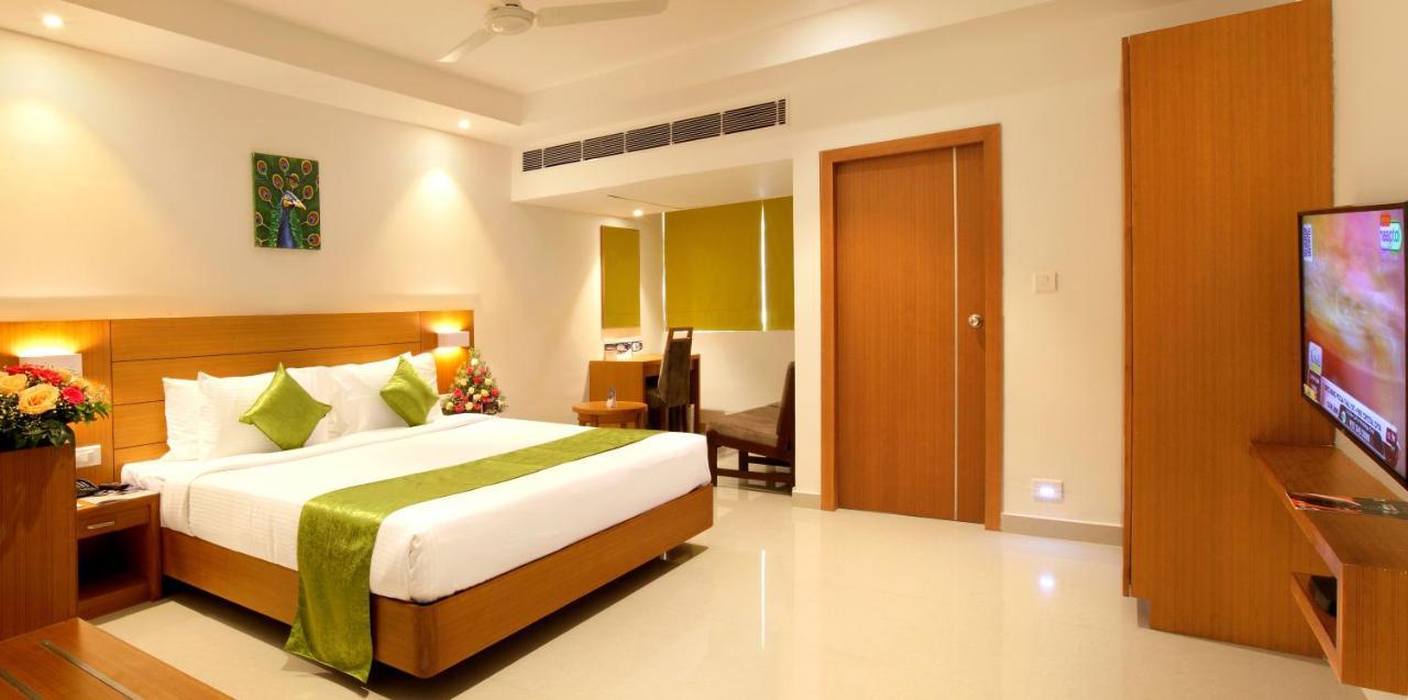 Hotel Apsara Shoranur ภายนอก รูปภาพ