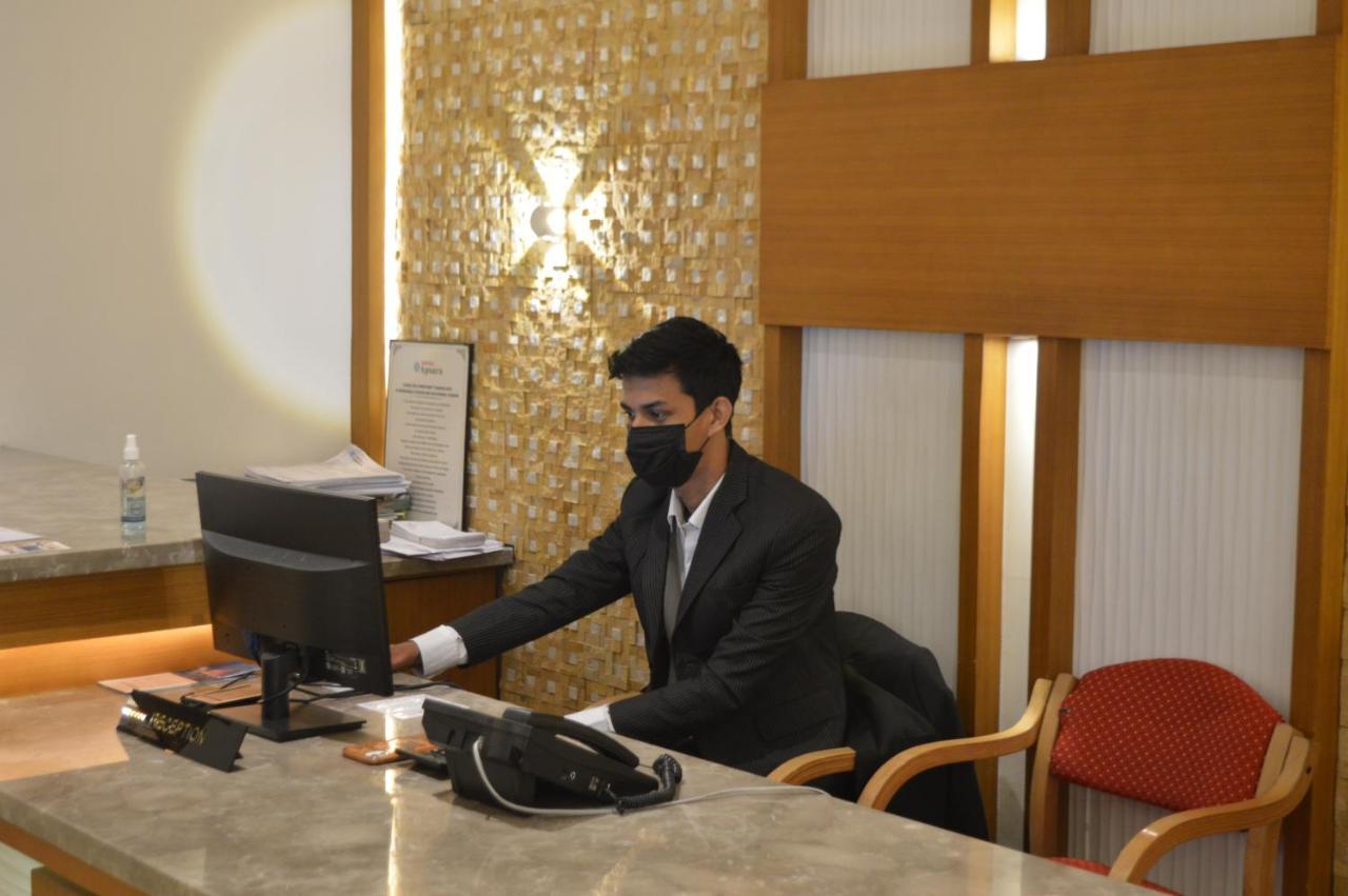 Hotel Apsara Shoranur ภายนอก รูปภาพ