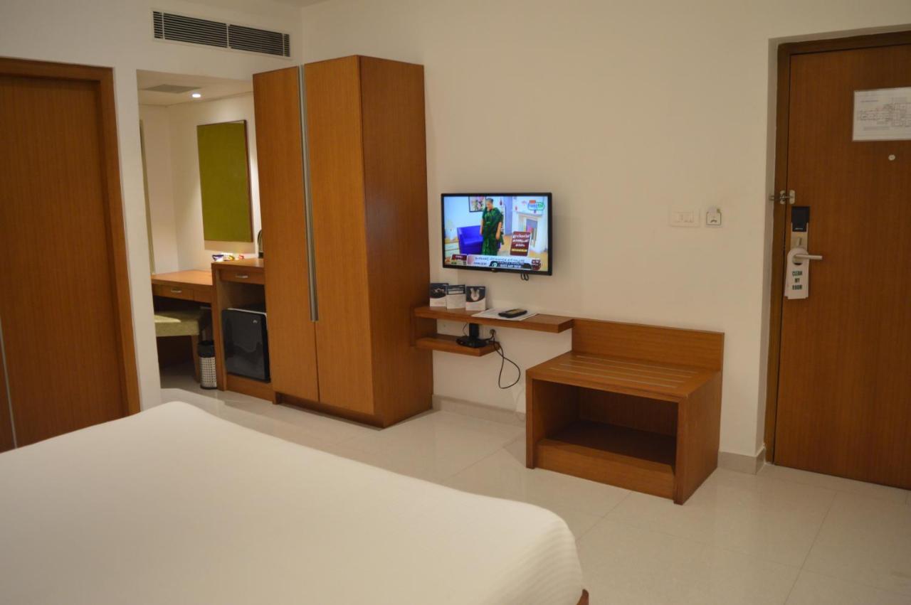 Hotel Apsara Shoranur ภายนอก รูปภาพ