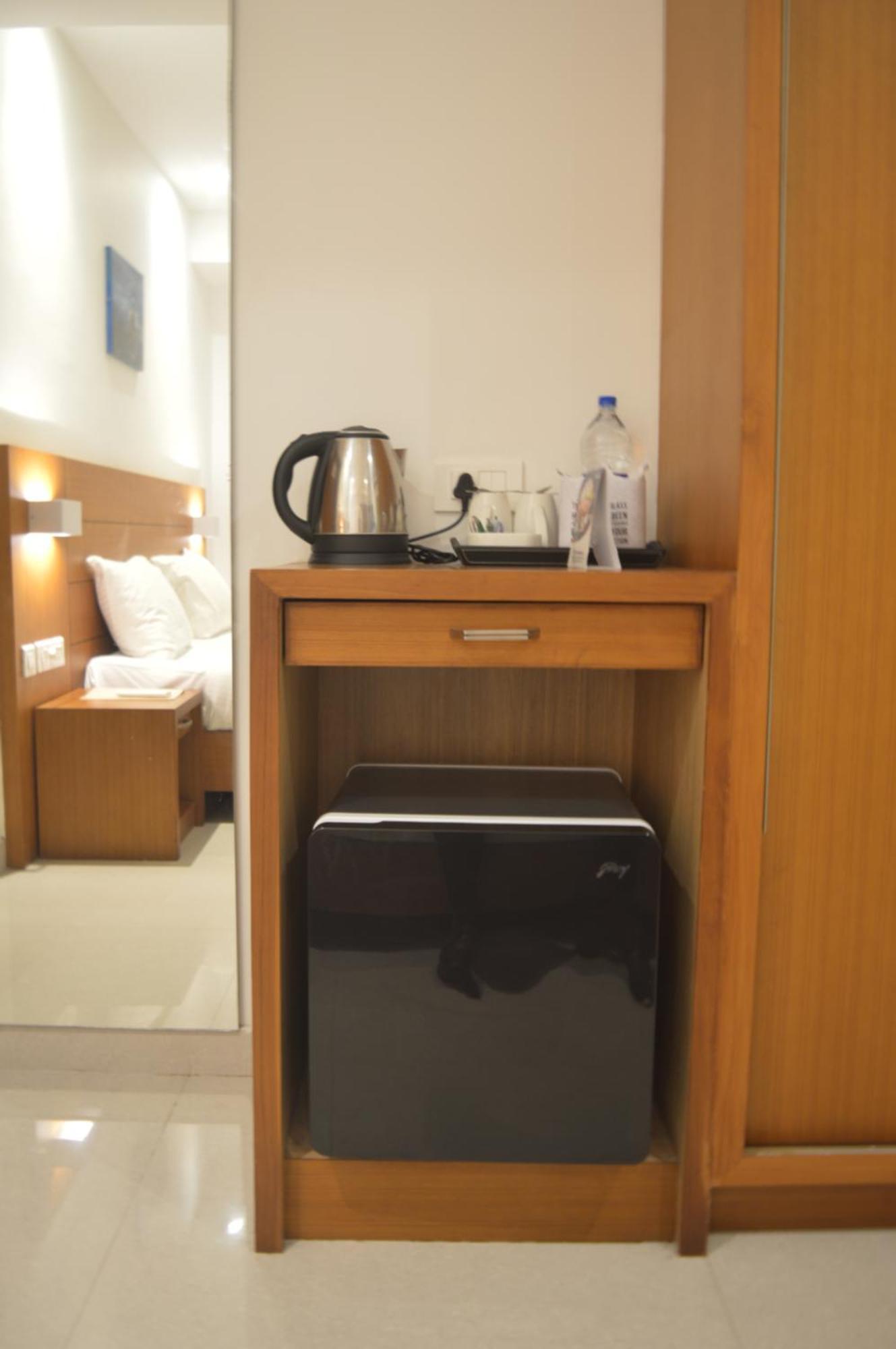 Hotel Apsara Shoranur ภายนอก รูปภาพ