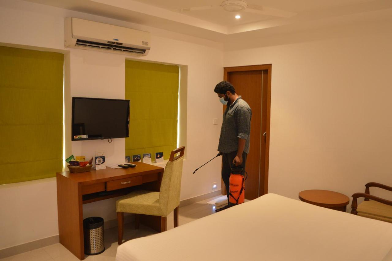 Hotel Apsara Shoranur ภายนอก รูปภาพ